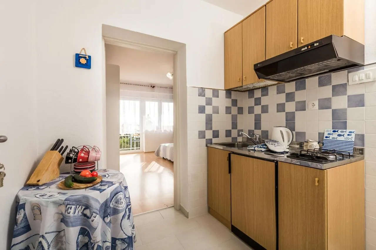 Apartments By The Sea Klenovica, Novi Vinodolski - 5575 0*, Klenovica